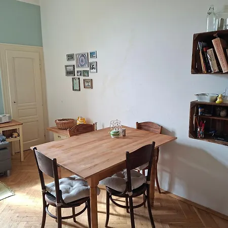 Cosy Place In 2 Vinohrady * 布拉格